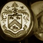 family crest ring