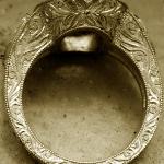 Hand engraving by Alex Pugachevskiy: platinum engagement ring